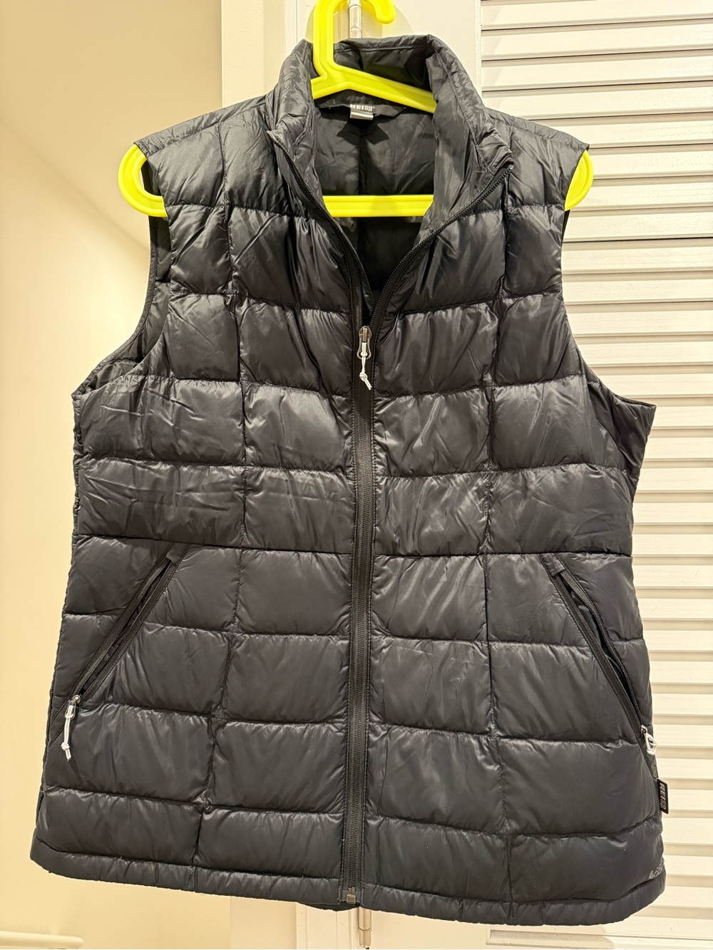 Women's Quilted Puffer Vest - Black
